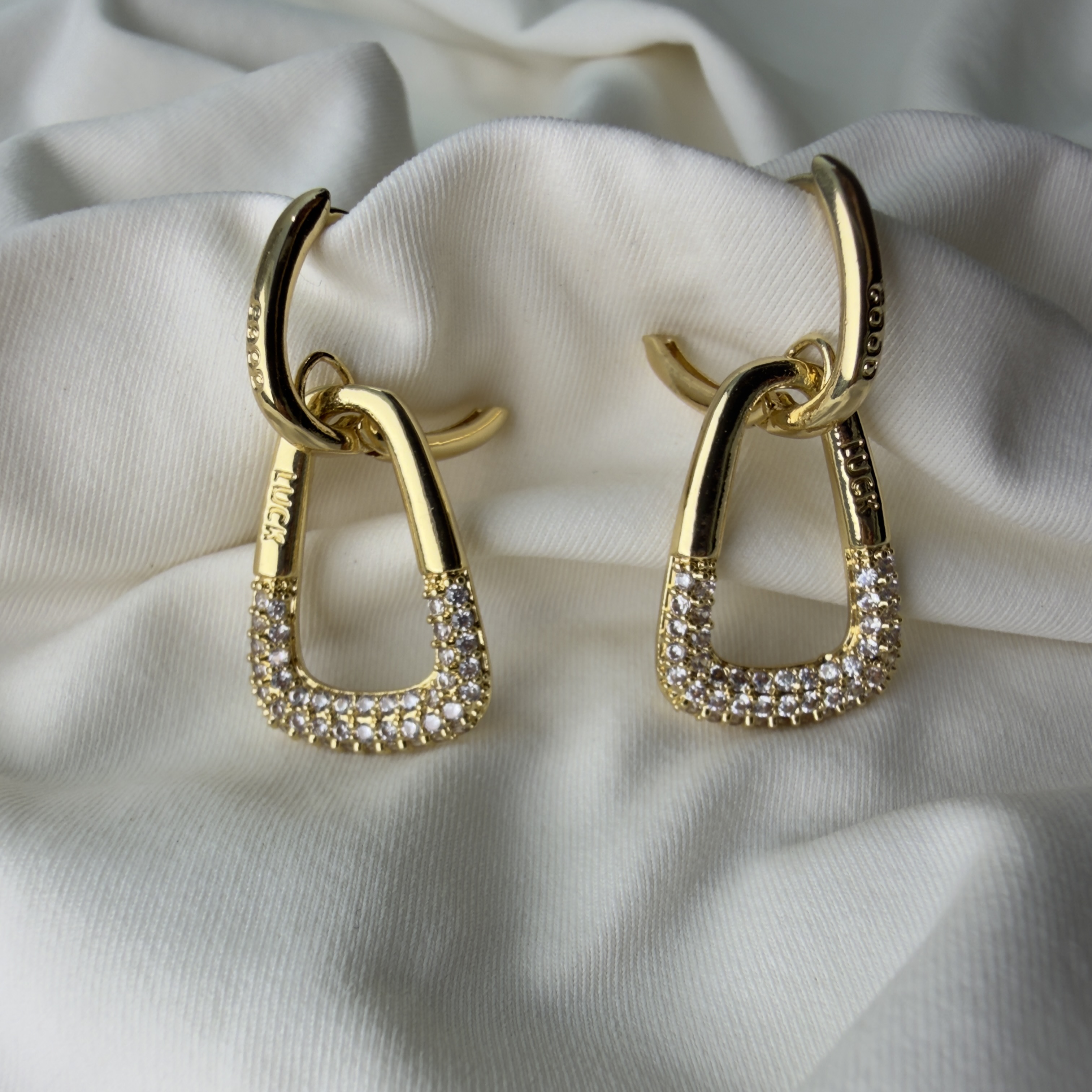 Brinco Link Dourado