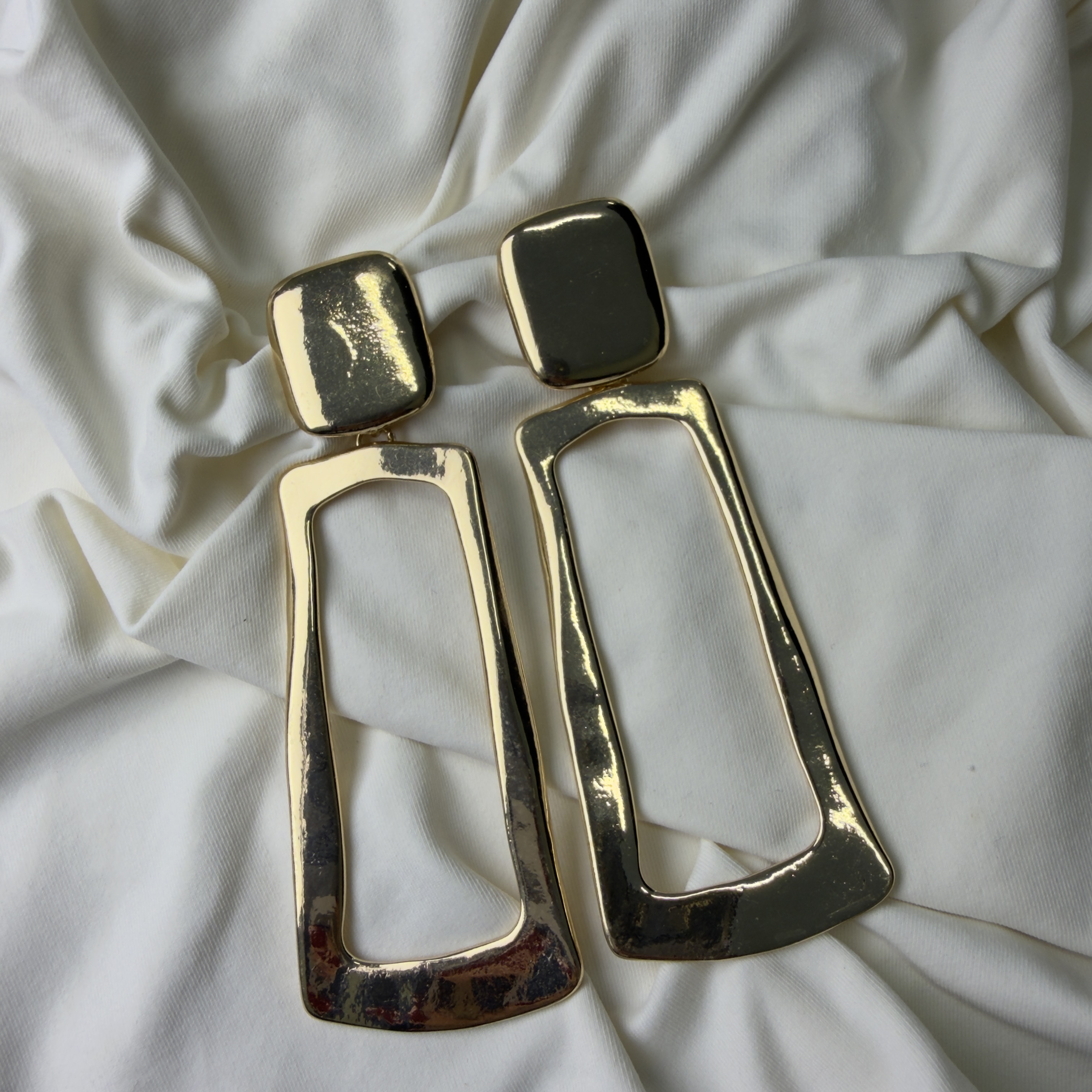 Brinco Frame Dourado