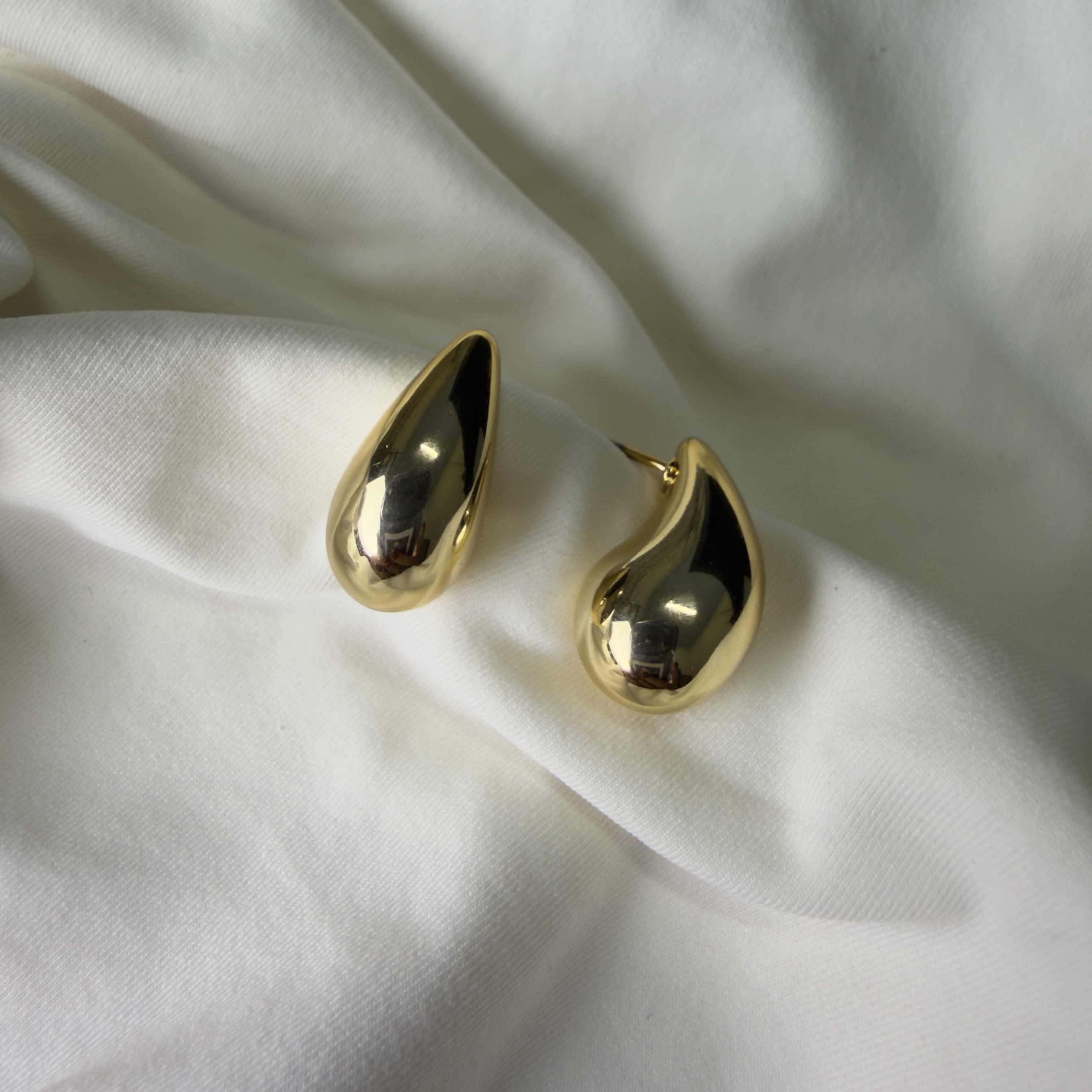 Brinco Drop Dourado M