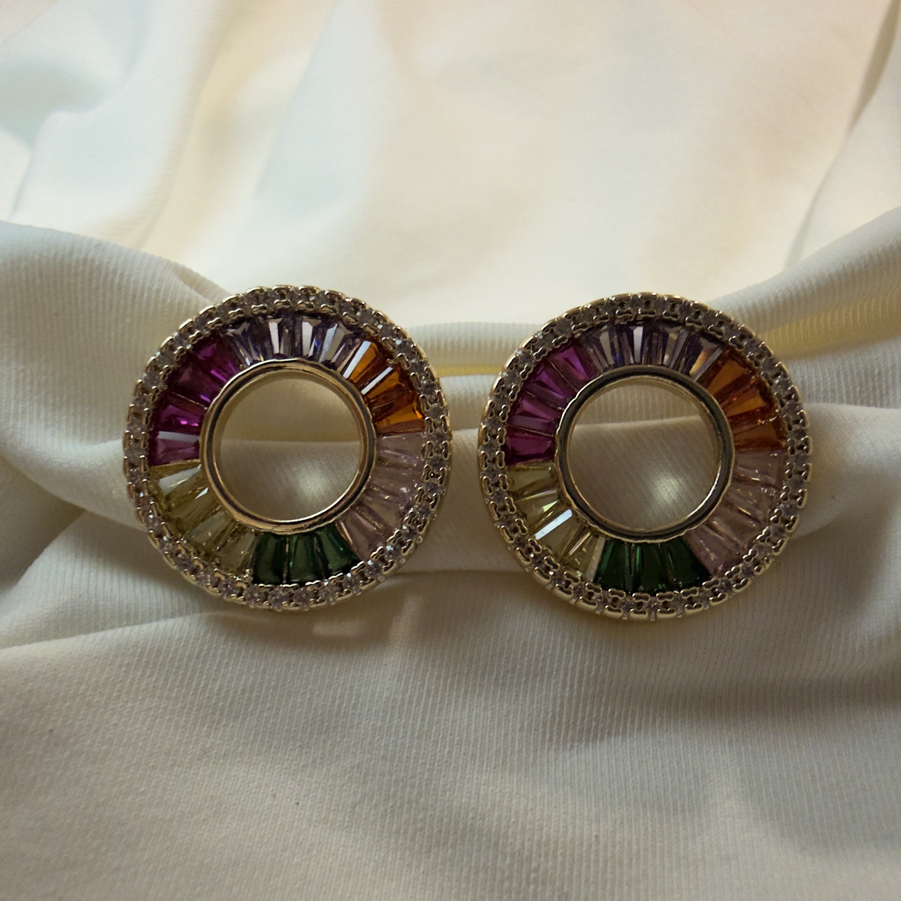 Brinco Aura Rainbow